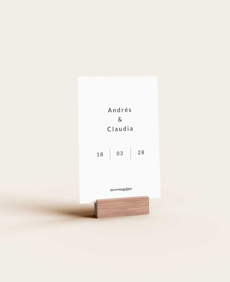 Tischnummern aus Papier für minimalistische Hochzeiten in Manhattan