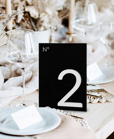 Número de mesa de casamento moderno