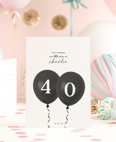 Invitación cumpleaños globos decorativos