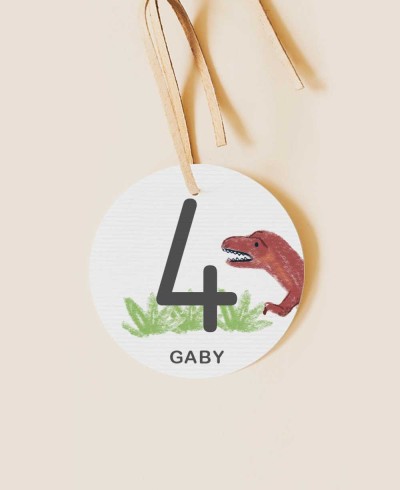 Etiqueta circular para cumpleaños dinosaurios
