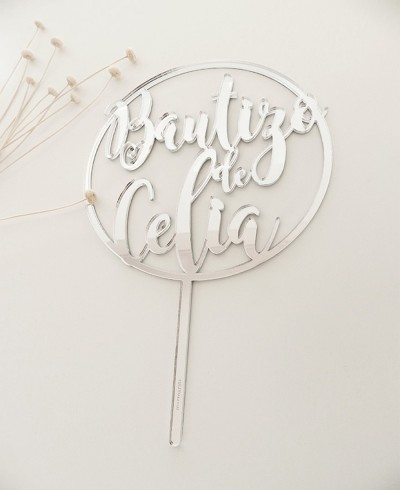 Vista superior cake topper para bautizos
