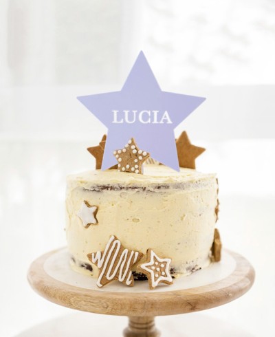 Vista general cake topper forma de estrella con nombre