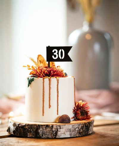 Vista general cake topper bandera personalizado con cifra de años