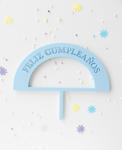 Vista superior cake topper para cumpleaños