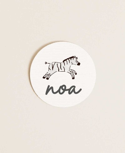 Sticker redondo para cumpleaños selva