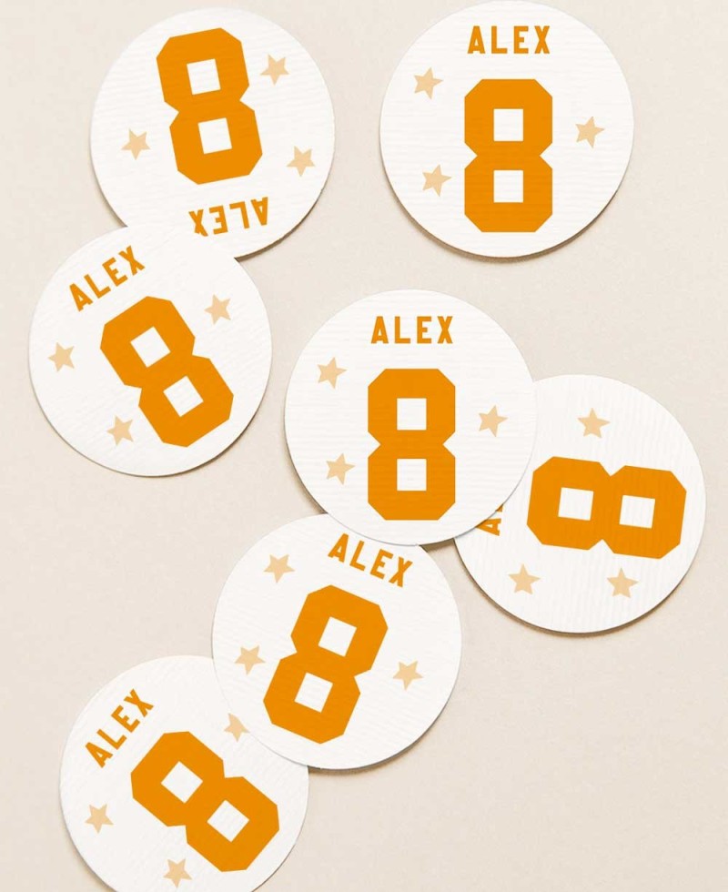 Adesivi circolari per regali di compleanno Basket