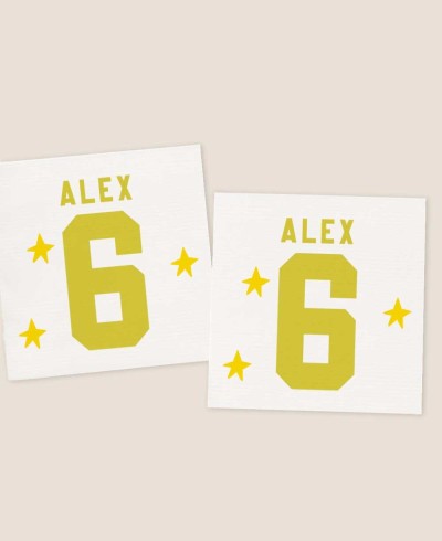 Adesivos quadrados para aniversários de tênis