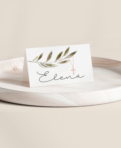 Espaço reservado dobrado para coleta de cruz de comunhão