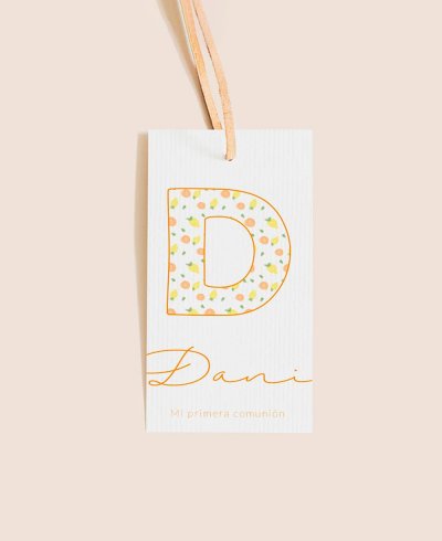 Etiqueta rectangular comunión inicial frutas