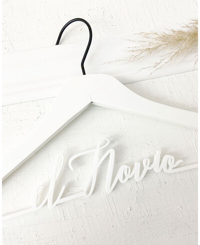 Cintre pour marié de mariage