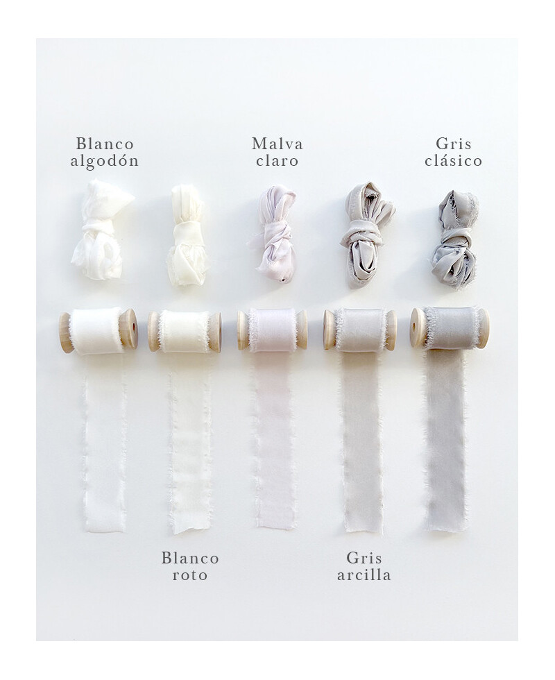 Handcrafted silk bows in white colors