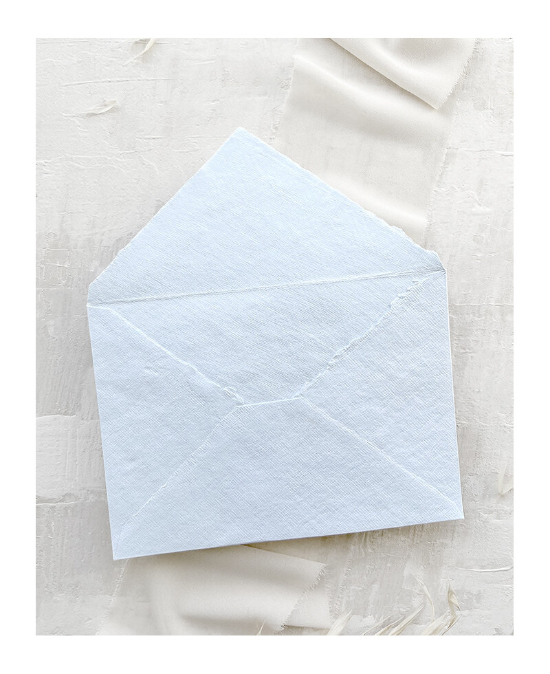 Esclusiva busta azzurra fatta a mano