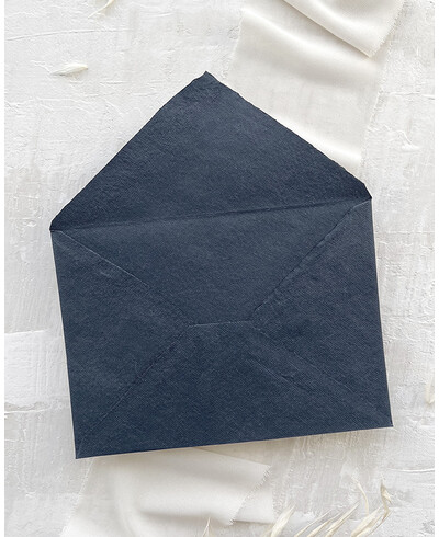 Sobre artesanal exclusivo de color azul oscuro