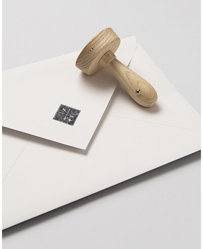 Rubber stamps with arrows