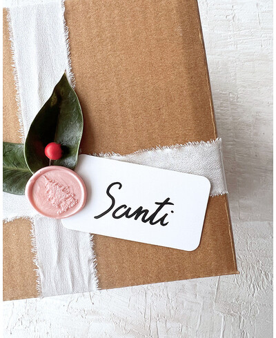 Etiqueta de papel rectangular blanca