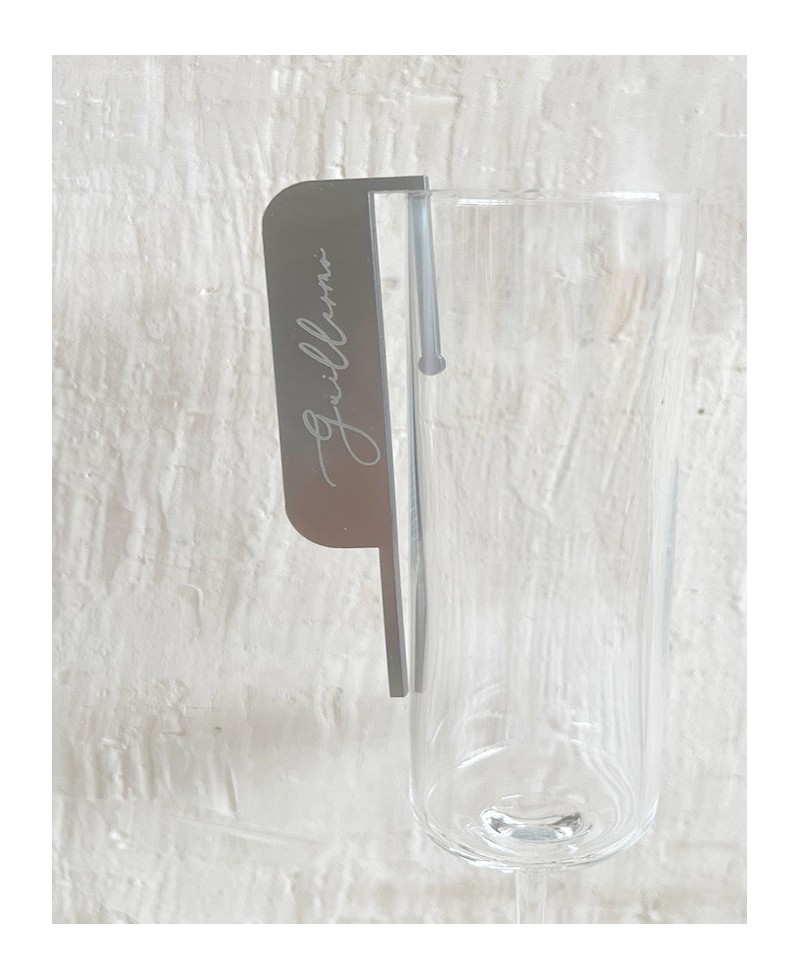 Runder Markierer für Becher mit Namen